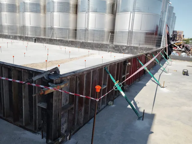 JSP · PARRÓS OBRAS S.L.U. · 3
